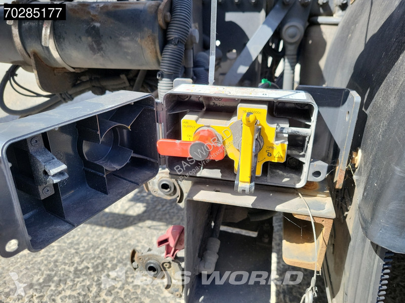 Camión Volvo FM 370 4X2 19tons BDF NL-Truck...