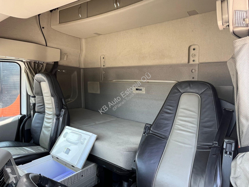 Kamion Volvo FH 540 8x4*4 AJK 20 ton / L=5700 mm