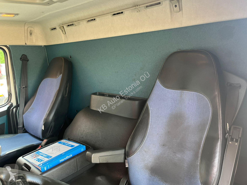 Camión Volvo 330 4x2 JOAB TL 8 AO C