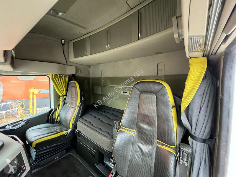 Lastbil Volvo FH 16 600 6x2*4 HIAB 166E-5 HIPRO...
