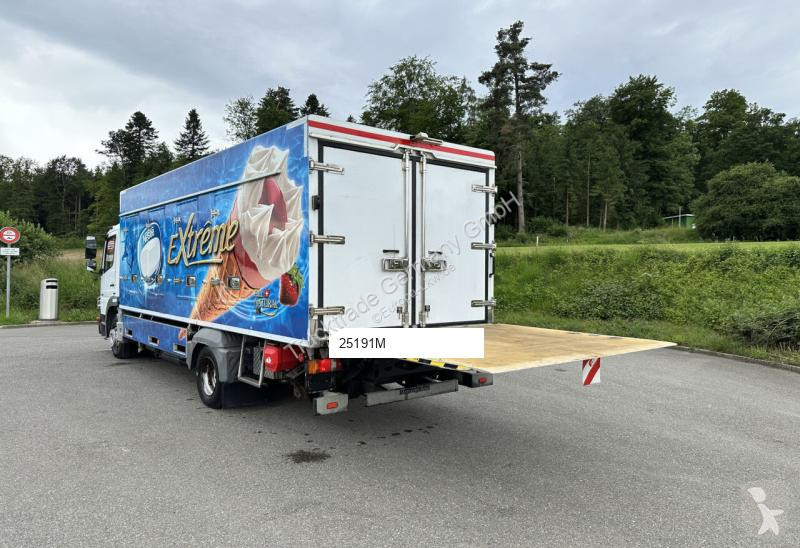 Kamion Mercedes 1022 Kühlkoffer mit HB