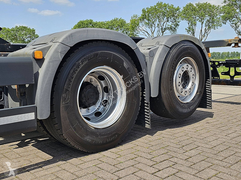 Camião MAN 26.470  TG3 6X2-4 STEERAXLE