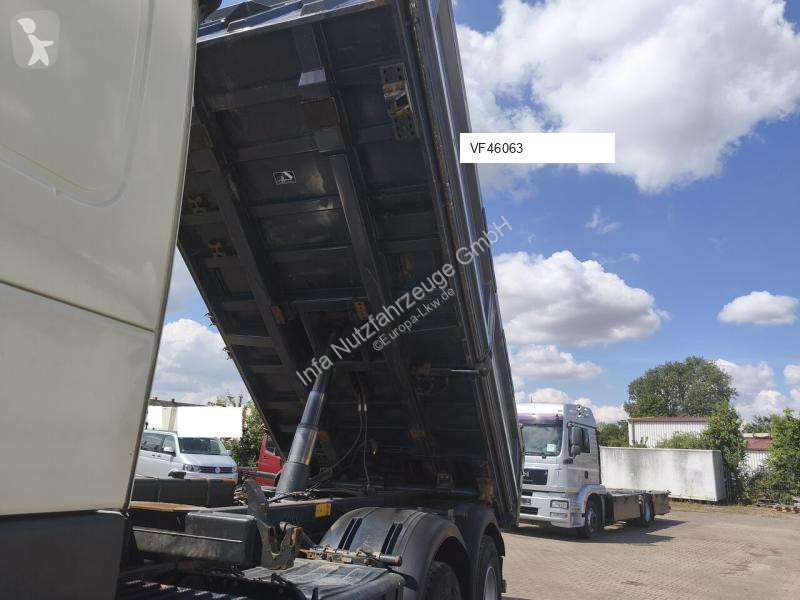 Camion Volvo Dreiseitenkipper