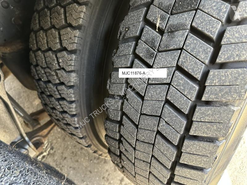 Camion Volvo FMX 370 6x2 PRITSCHE 6M35 + KRAN...