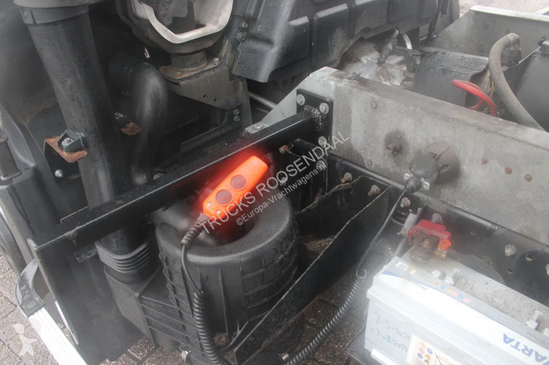 Camion Renault D 150 + 3SIDE TIPPER + EURO 6 +...