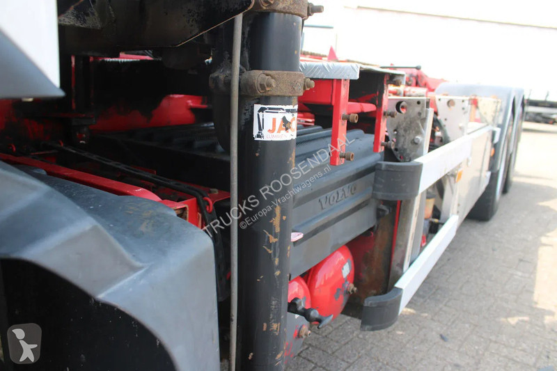 Camión Volvo 12440 +6X4+ HIAB 166E3 PRO + EURO...