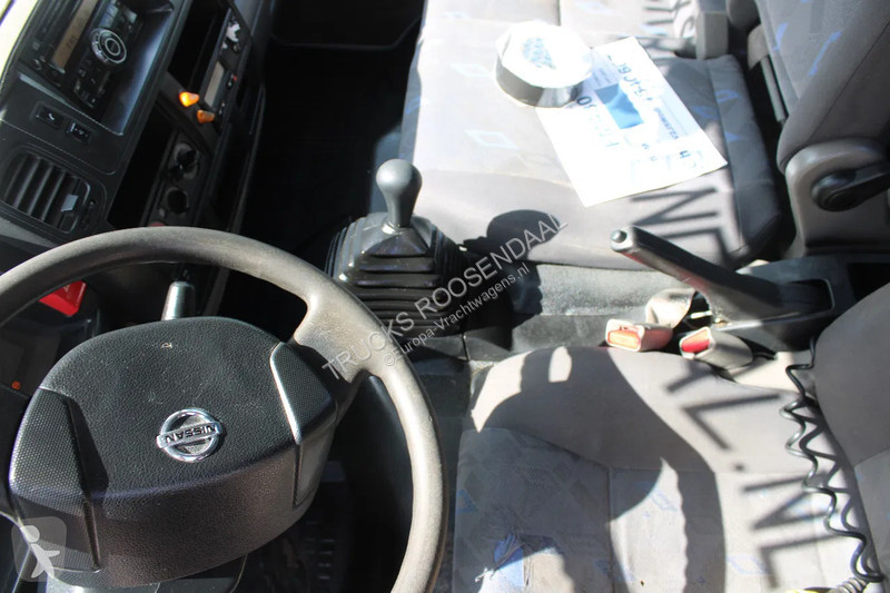 Camion Nissan 45.13 + EURO 4 + KIPPER + ANUAL