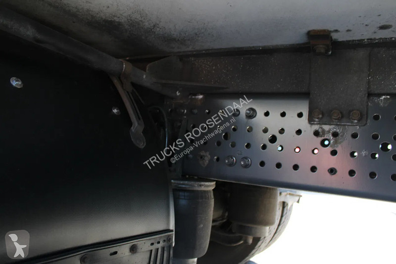 Kamion Mercedes 1924 + THERMO KING 1200 + LIFT...