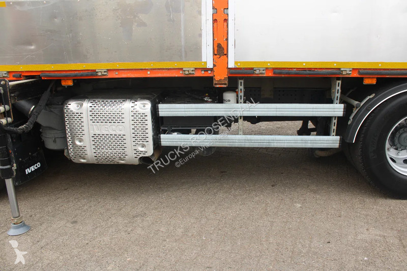 Kamion Iveco 420 + FASSI F185A.2.23 + 6X2 + REMOTE