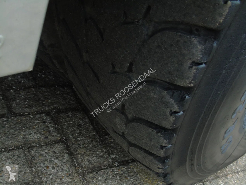 Kamion Volvo 440 + HIAB 422 E-7 + 8X4 + PERFECT...