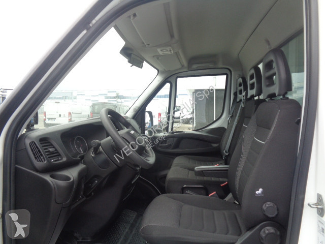 Camion Iveco DAILY 35C16