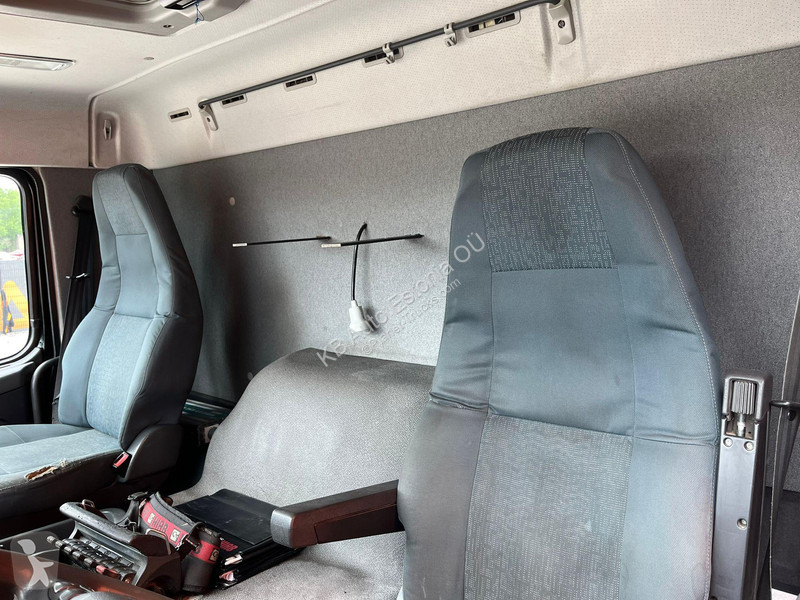 Kamion Volvo FM 370 6x2*4 HIAB 232E-6 X-HIPRO...