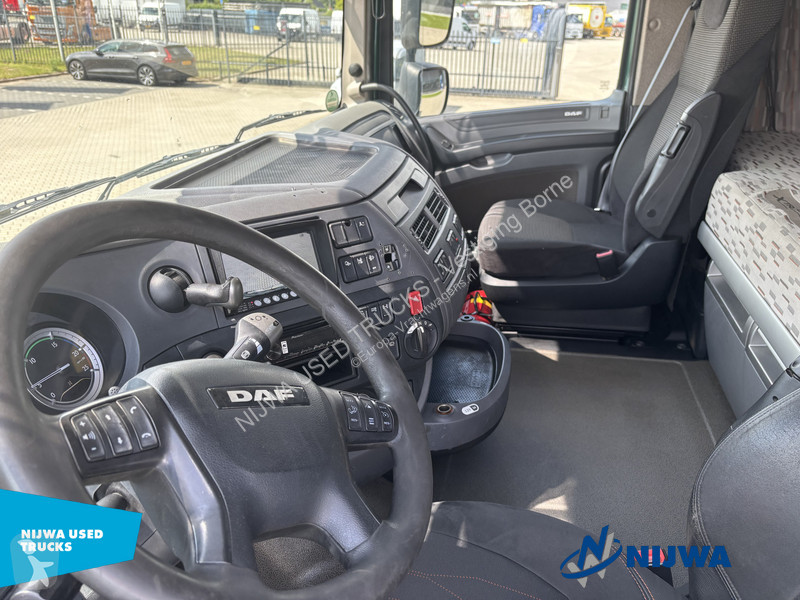 Kamion DAF 8x2 20ft container systeem
