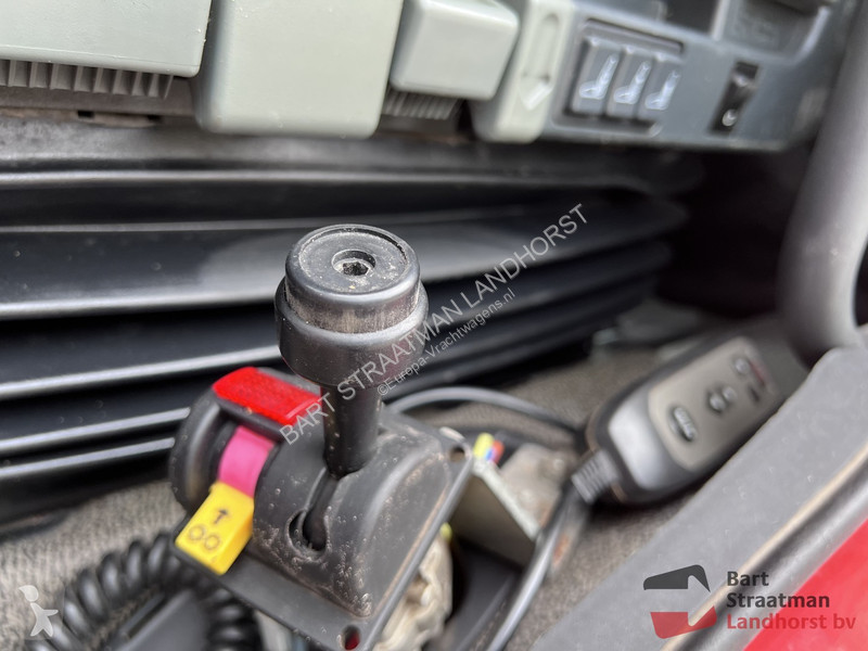 Camion Renault PREMIUM LANDER 380.26 6X2 EL 2M...