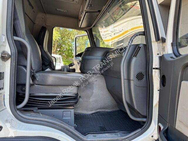 Camion Volvo FM9 300