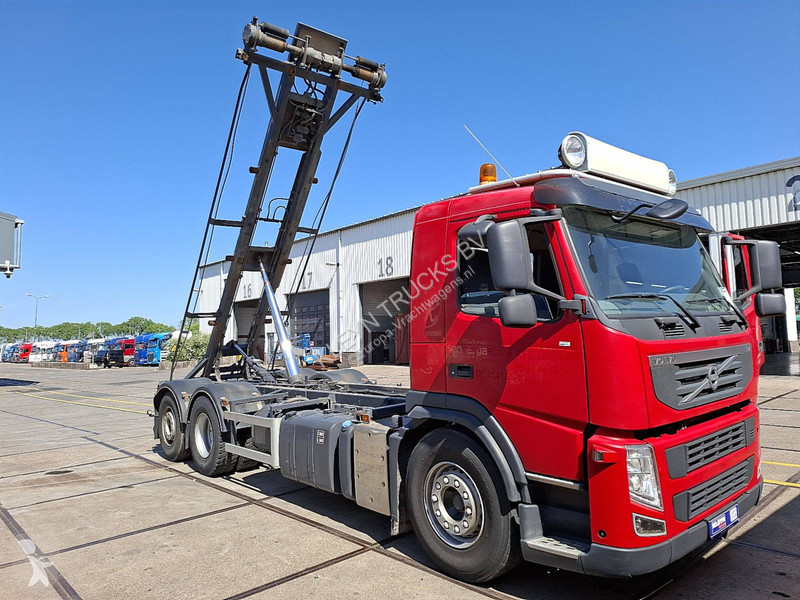 Camion Volvo FM 11.330 6X2 MANUAL WB460