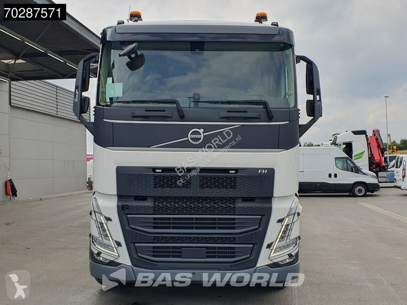 Camion Volvo 500 6X2 Penz Crane 15Z9.50R HYVA...