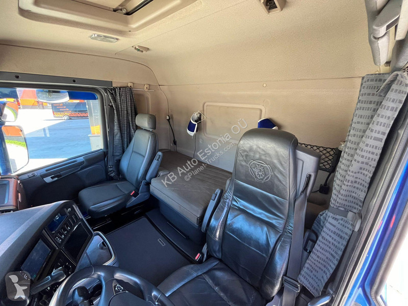Kamion Scania R 560 6x4 RETARDER / FU STEE /...