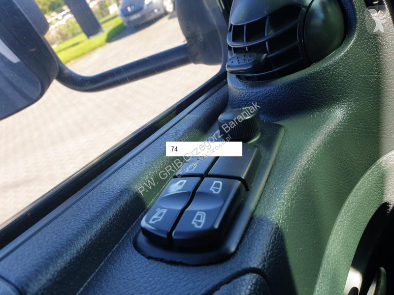 Kamion Mercedes 816 BOX+LIFT DEUSTCHER LKW