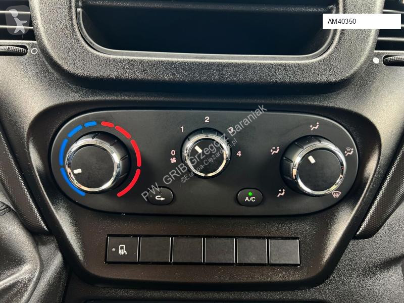 Furgoneta Iveco 50C15 Kontener Mroźnia/Chłodnia...