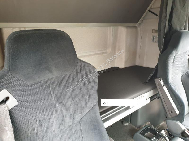 Kamion MAN TGL 8.220 EURO 5 CONTAINER+LIFT