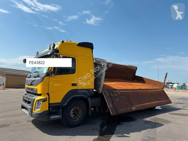 Camion Volvo FMX500 8x4/4 Steel tipper