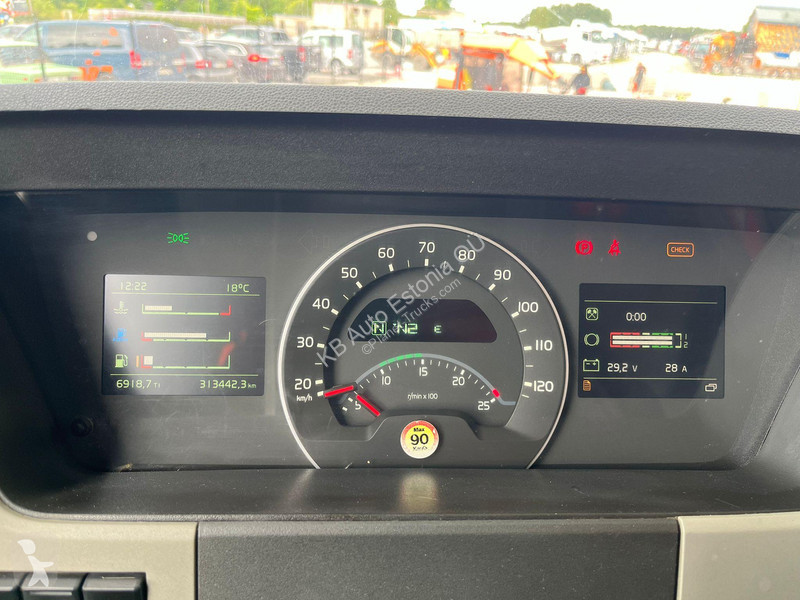 Kamion Volvo 330 6x2*4 HIAB 192E-5 / HIAB XR 18...
