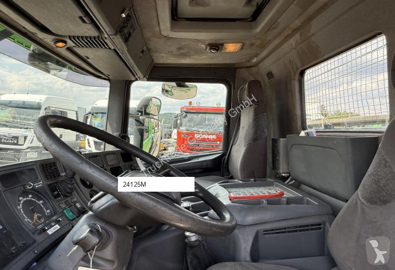 Lastbil Scania P94 DB