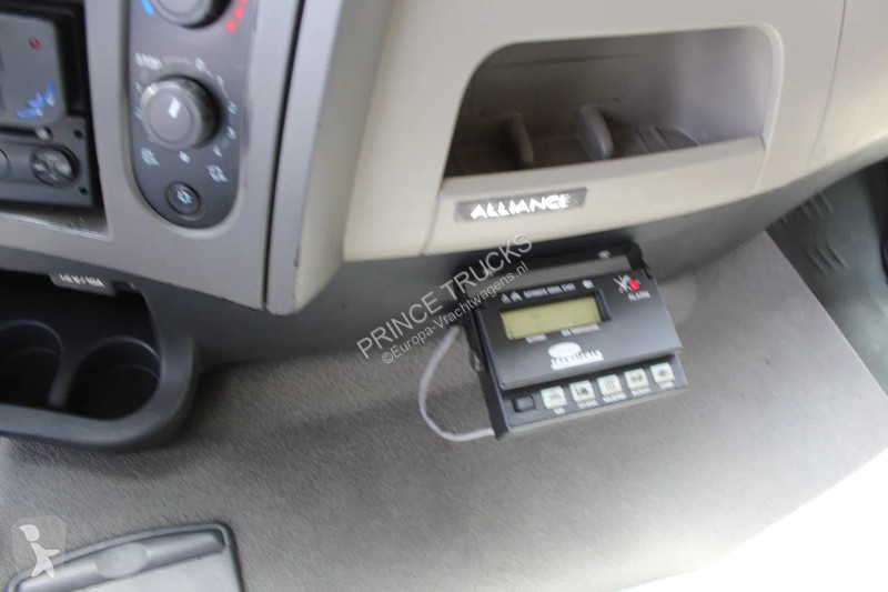 Kamion Renault 370 * EURO5 * CARRIER SUPRA 950 *