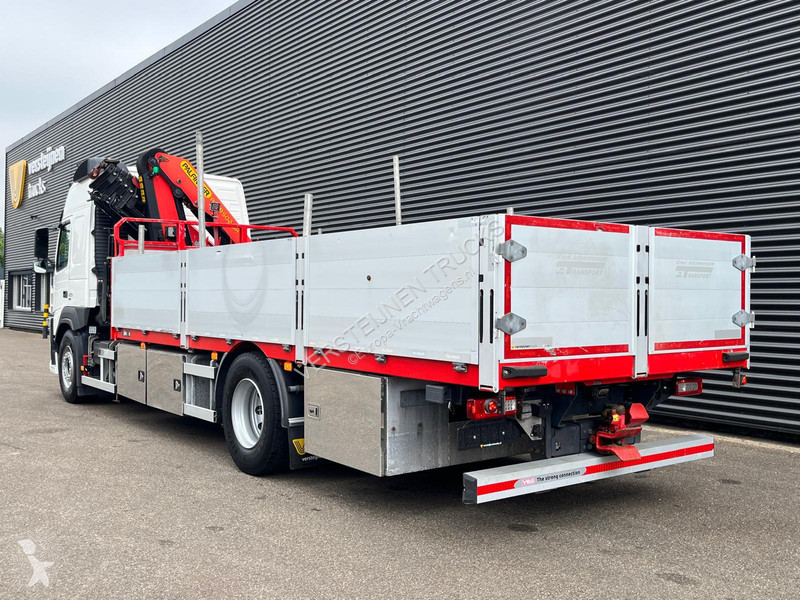 Vrachtwagen Volvo 0 4x2 / PALFINGER 18502 - 17...