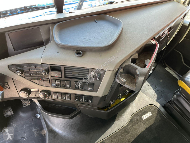 Kamion Volvo 750 6x4 HYDRAULICS