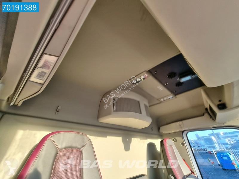 Camion Volvo 520 10X4 50T Payload | 28m3 Tipper...