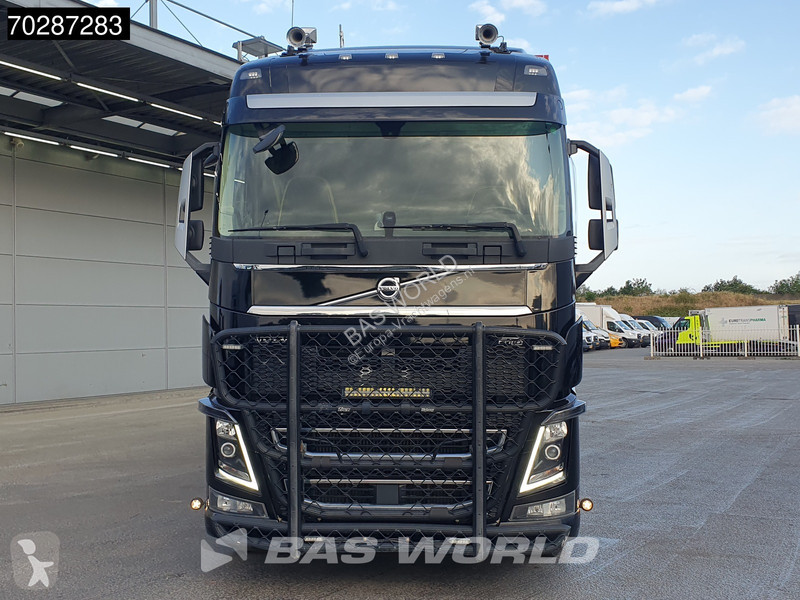 Camion Volvo 750 6X4 HIAB E96S 79 wood crane...