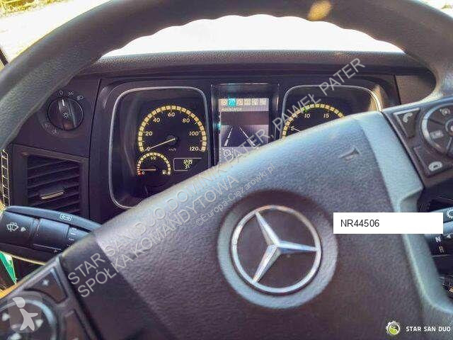 Vrachtwagen Mercedes PK 16001 HDS