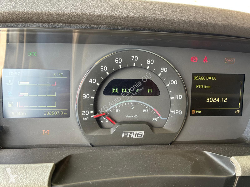 Kamion Volvo 750 8x4 HMF2620K-5 / WINCH /...