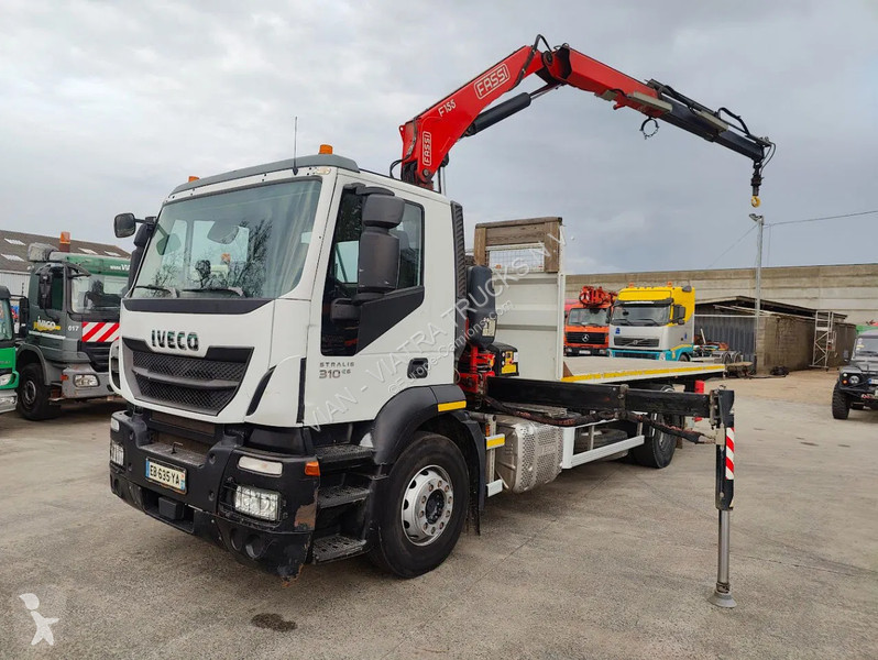 Kamion Iveco 310 Euro6 + FASSI F155 A.022 E-Active