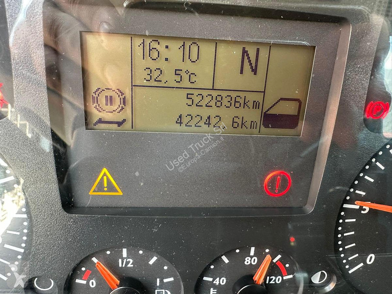 Kamion Iveco TRACKKER 450