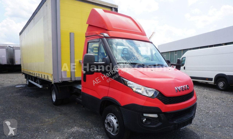 Trækker med sættevogn Iveco 65