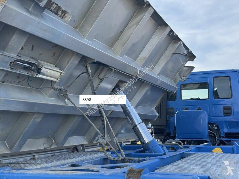 Vrachtwagen Iveco