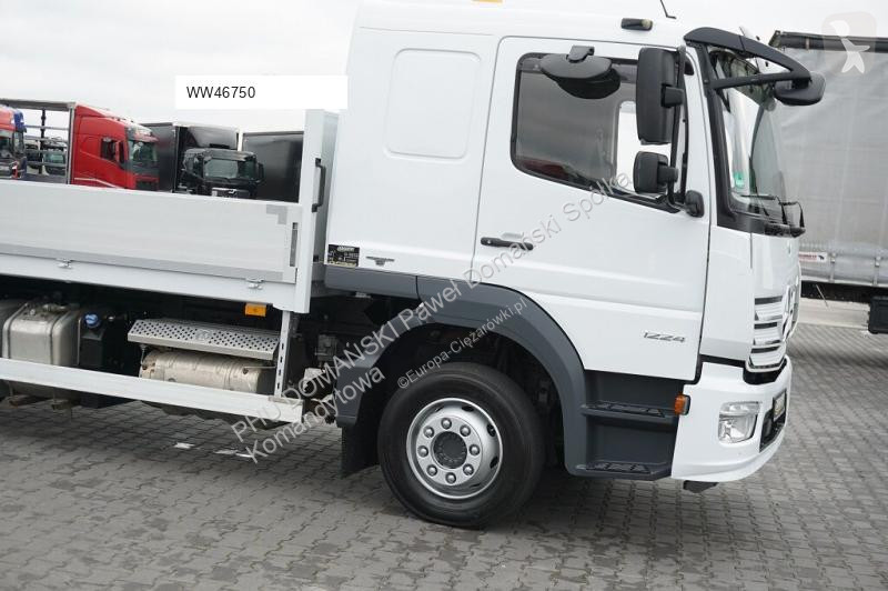 Camión Mercedes 099 B - 3 DUO