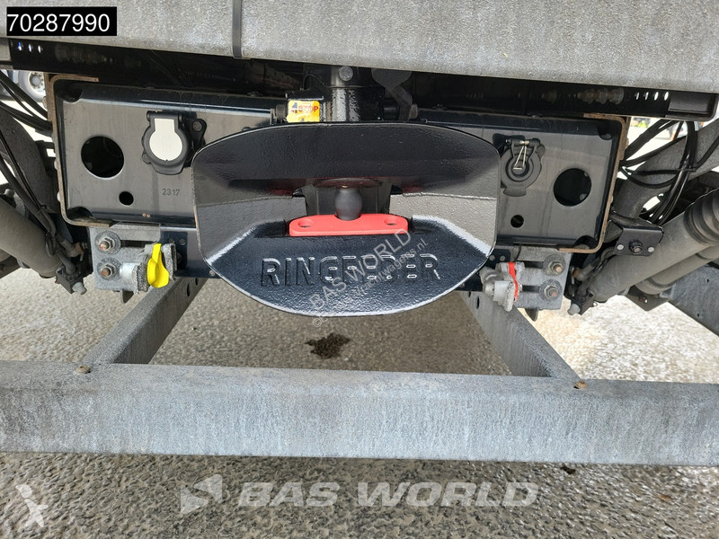 Vrachtwagen MAN 12.250 4X2 12tonner 1500kg...