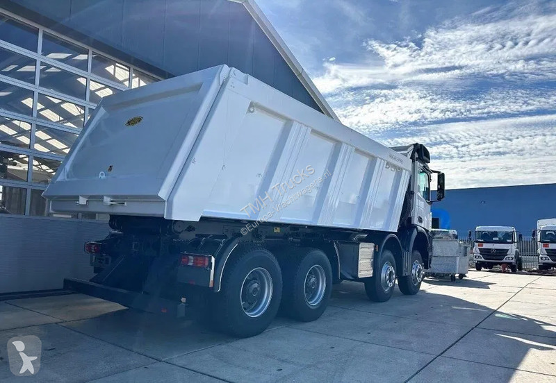 Kamion Mercedes 4140 K 8x4 Meiller Tipper