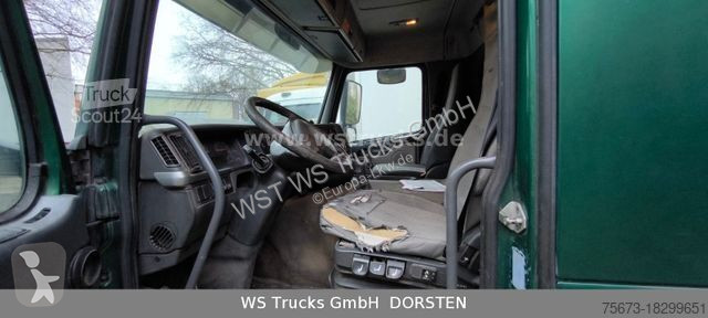 Lastbil Volvo FM 260 mit KABA 2 Stock Vollalu...