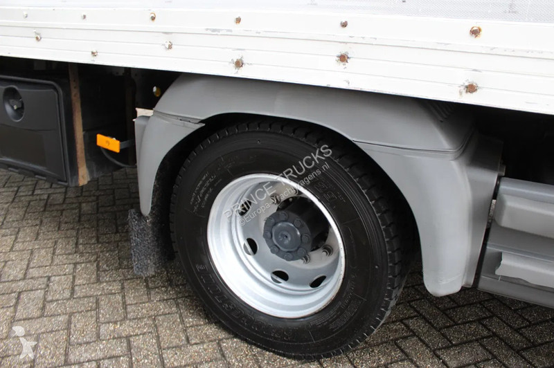 Kamion Mercedes 1224 * EURO5 * MANUAL * 1 BED *