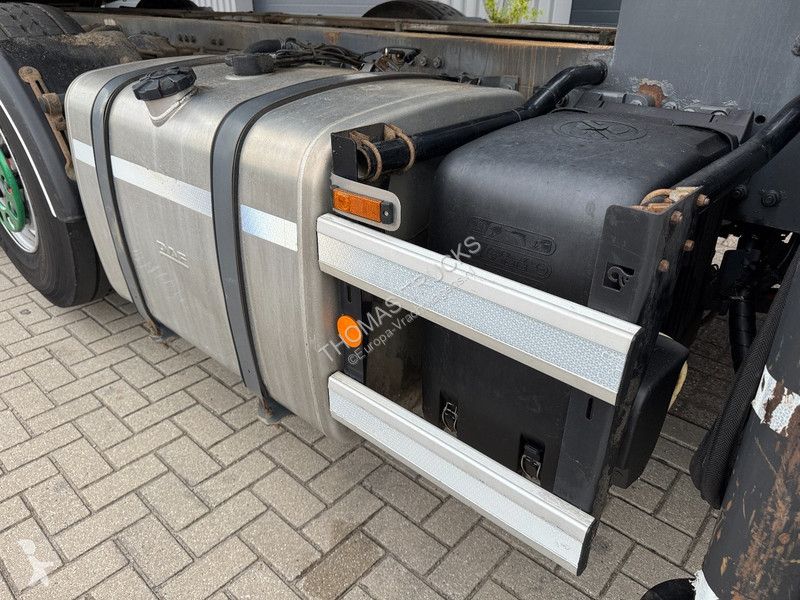 Kamion DAF 530 8x2 Palfinger Epsilon, Alu Kipper
