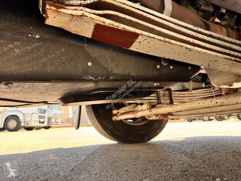 Camion Iveco 180E 28 ML