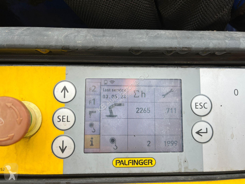 Kamion Volvo 8x4*4 RETARDER / PK 23002-SH /...