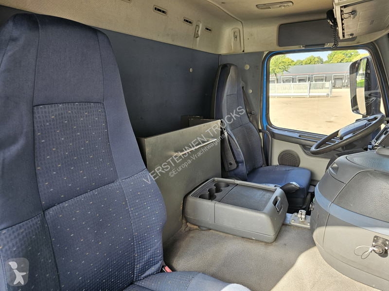 Kamion Volvo 440 / 10X4 / TIPPER / HUB...