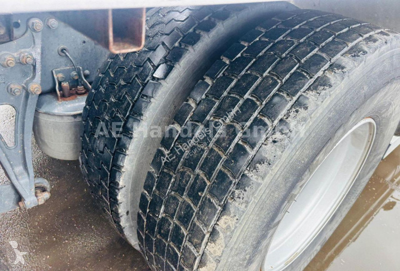 Lastbil Mercedes 2543