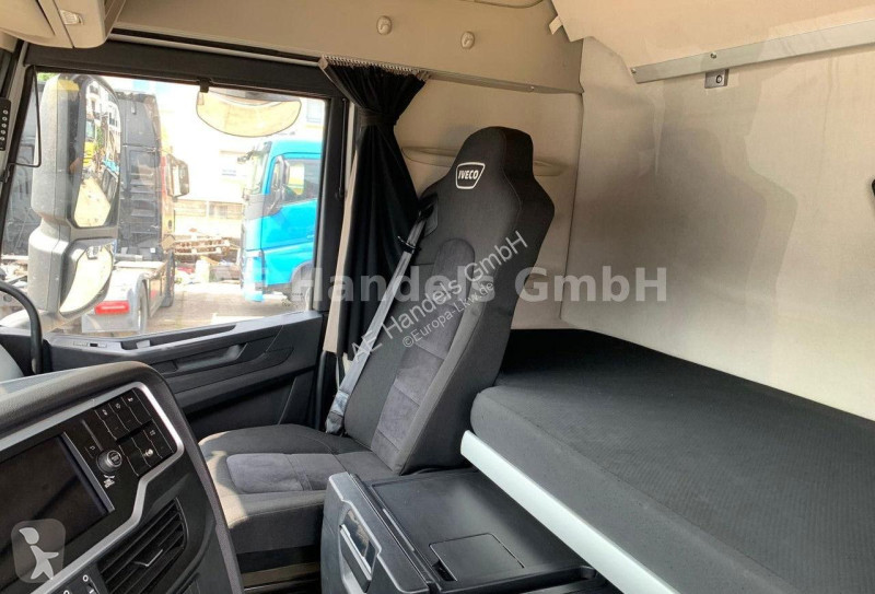 Camion Iveco S-WAY 460